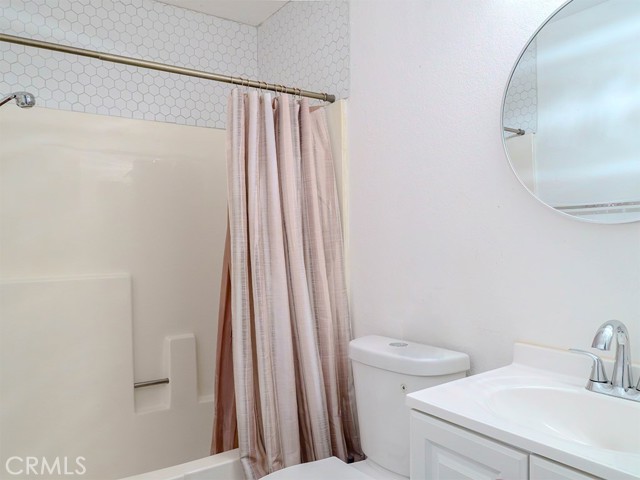 Detail Gallery Image 5 of 23 For 24050 Fawn St, Moreno Valley,  CA 92553 - 2 Beds | 2 Baths