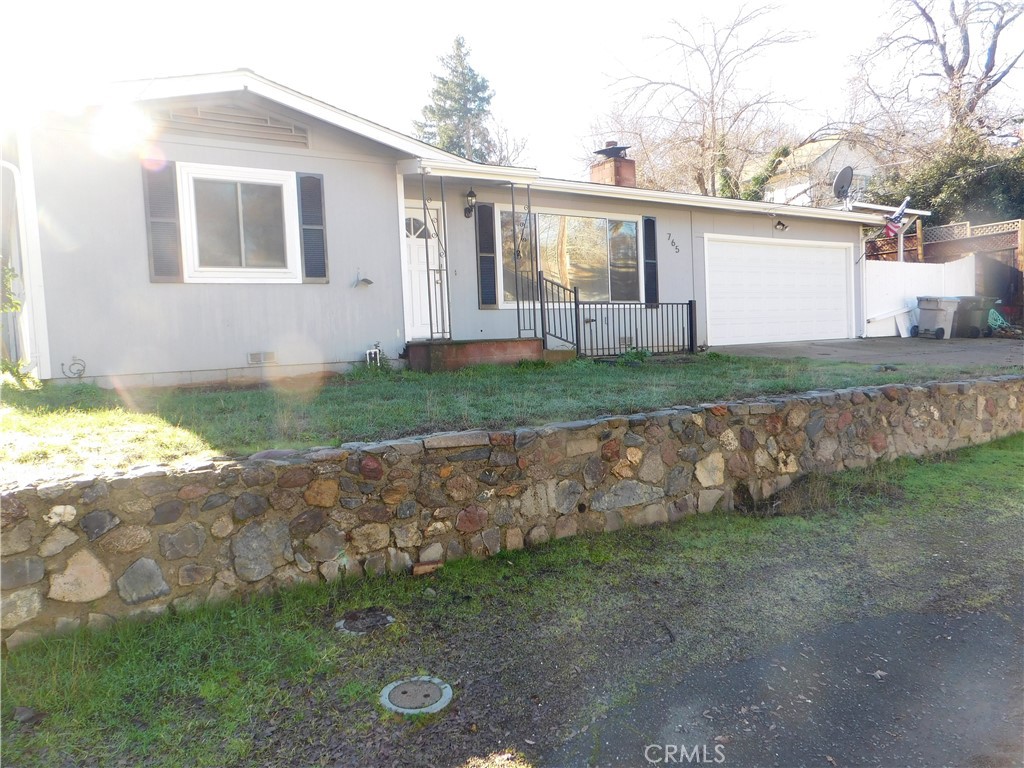 765 Sixth Street, Lakeport, CA 95453