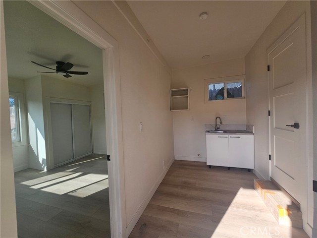 Detail Gallery Image 13 of 17 For 5493 Cerritos, Long Beach,  CA 90805 - 3 Beds | 2 Baths