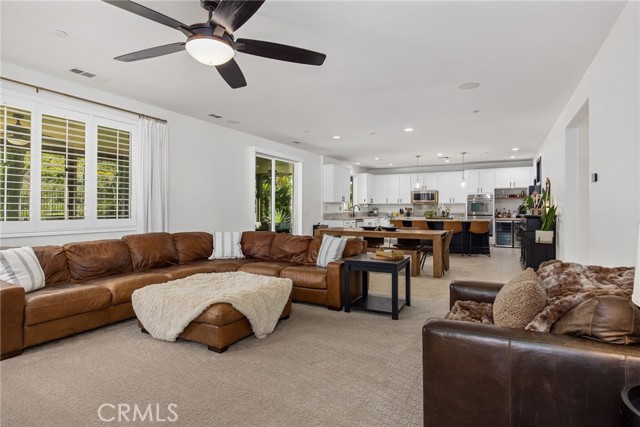 Detail Gallery Image 10 of 69 For 35595 Desert Rose Way, Lake Elsinore,  CA 92532 - 4 Beds | 3 Baths