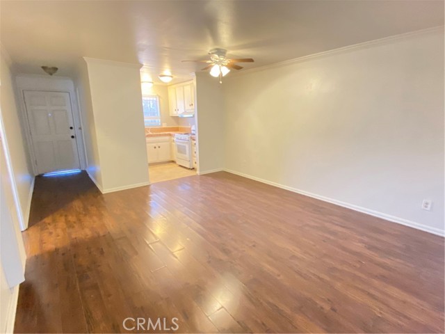 Detail Gallery Image 13 of 30 For 2153 W Brownwood Ave #3,  Anaheim,  CA 92801 - 3 Beds | 1 Baths