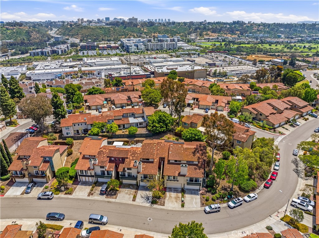 https://media.crmls.org/medias/9ae29a6a-35dc-4cd6-a9ca-97d0f1642384.jpg?preset=X-Large