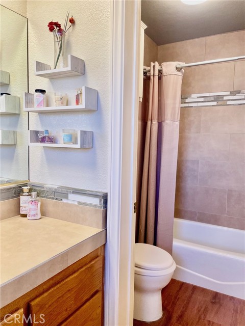 16407 Koda Road, Apple Valley CA: https://media.crmls.org/medias/9ae29af0-0bb0-4cd2-a7bd-650f3be0b35a.jpg