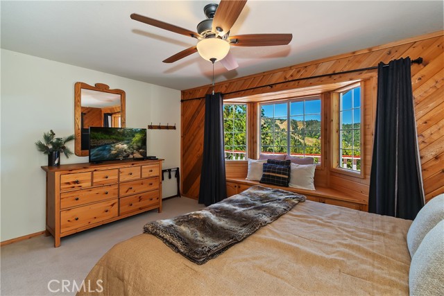 Detail Gallery Image 19 of 46 For 43659 Wolf Rd, Big Bear Lake,  CA 92315 - 4 Beds | 2 Baths