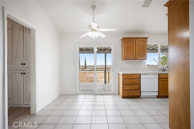 Detail Gallery Image 17 of 54 For 7147 Lennox Ave, Yucca Valley,  CA 92284 - 3 Beds | 2 Baths