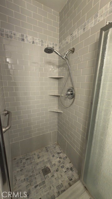 Detail Gallery Image 15 of 24 For 19400 Wyandotte #16,  Reseda,  CA 91335 - 3 Beds | 2 Baths