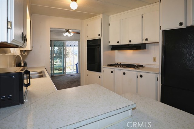 Detail Gallery Image 14 of 32 For 1800 S Main #19,  Lakeport,  CA 95453 - 2 Beds | 2 Baths