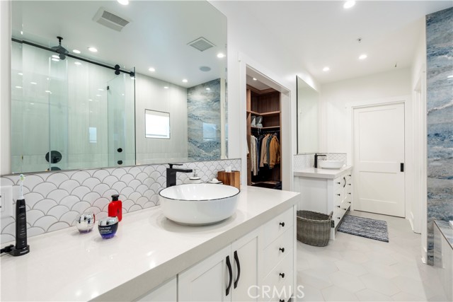 23670 Shirwaun, Apple Valley CA: https://media.crmls.org/medias/9ae47338-945d-4664-a03c-262f7da0d56a.jpg