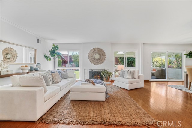 28231 Trailriders Drive, Rancho Palos Verdes CA: https://media.crmls.org/medias/9ae48e0a-dacb-45e9-84e4-71ca6722302d.jpg