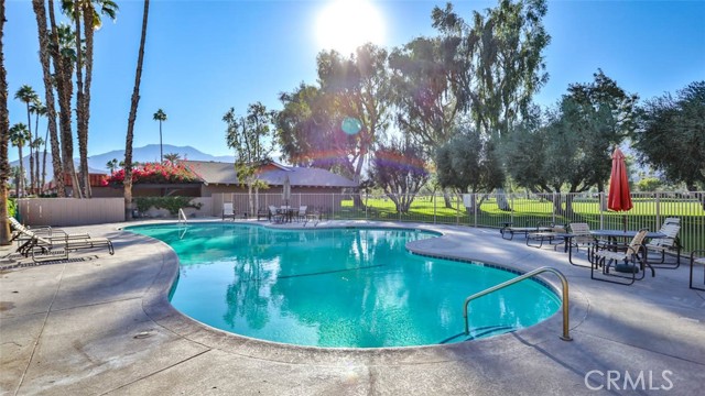 49171 Washington Street, La Quinta CA: https://media.crmls.org/medias/9ae5ec35-b7bb-43ad-b052-972bc23265ba.jpg