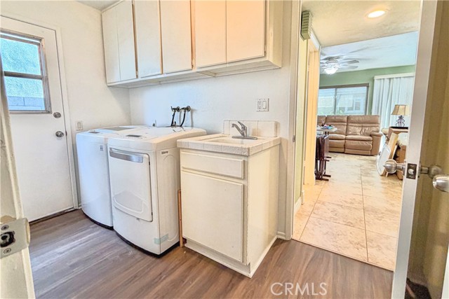 Image 15 of 31 For 25592 Goldenspring