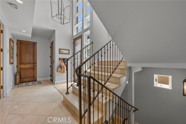 2326 The Strand, Hermosa Beach CA: https://media.crmls.org/medias/9ae6335f-4882-45f4-8510-17464c9165b7.jpg