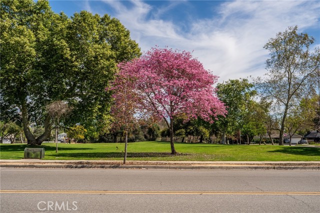 Detail Gallery Image 38 of 45 For 651 N Sunnyslope Ave, Pasadena,  CA 91107 - 5 Beds | 3 Baths