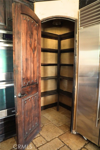 MLS #WS25265070 image #10