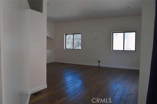 22325 Avenue San Luis, Woodland Hills (los Angeles), California 91364, 3 Bedrooms Bedrooms, ,4 BathroomsBathrooms,Residential Lease,For Rent,22325 Avenue San Luis,CRSR24208149