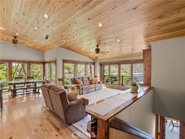 Detail Gallery Image 22 of 75 For 27459 Sky Harbour, Friant,  CA 93626 - 5 Beds | 2/1 Baths