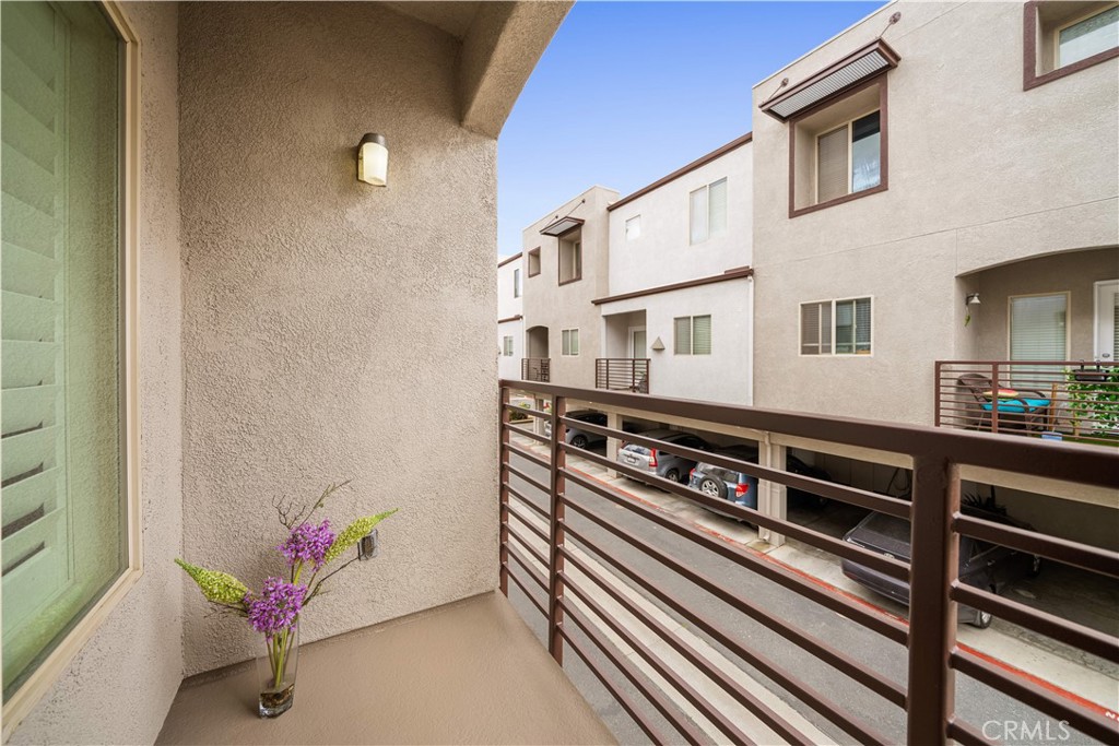 323 Tesoro - photo 19