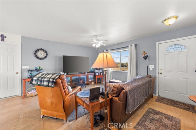 Detail Gallery Image 6 of 38 For 58375 Del Mar St, Yucca Valley,  CA 92284 - 3 Beds | 2 Baths