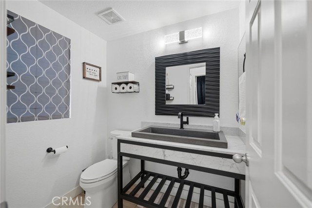 Detail Gallery Image 17 of 48 For 32783 Bijan Ct, Temecula,  CA 92592 - 5 Beds | 3/1 Baths