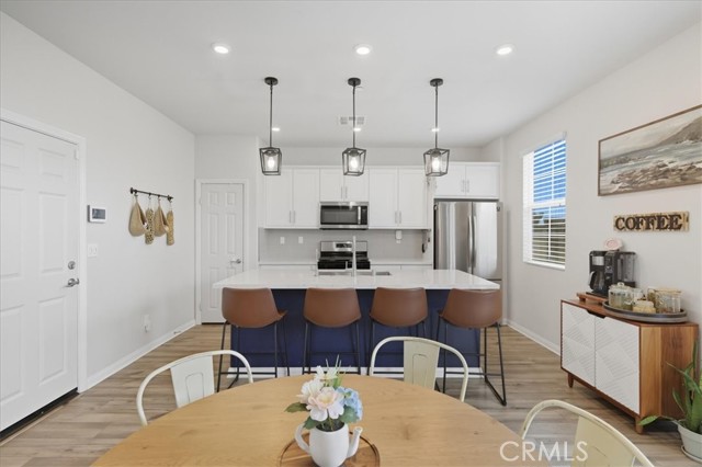 Detail Gallery Image 14 of 41 For 26960 Red Dr, Menifee,  CA 92585 - 3 Beds | 2/1 Baths