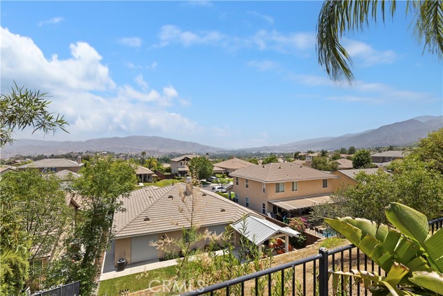 8581 Camino Limon Road, Corona CA: https://media.crmls.org/medias/9aed4761-e0cd-4291-827e-744798865c6e.jpg