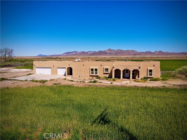 Detail Gallery Image 1 of 40 For 9270 4th Ave, Blythe,  CA 92225 - 3 Beds | 2/1 Baths