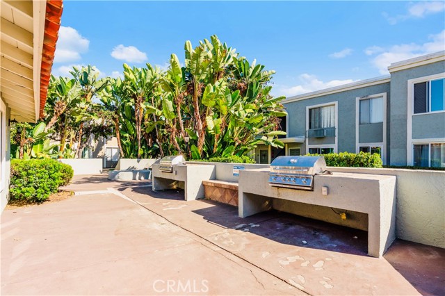 1240 N Broadway, Escondido CA: https://media.crmls.org/medias/9aee95f0-33b7-4fce-b3bd-41380b903a95.jpg