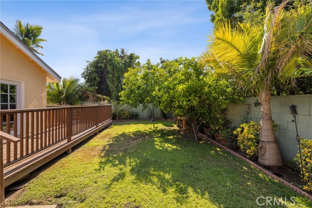 8419 Yolanda Avenue, Northridge CA: https://media.crmls.org/medias/9af12d36-9fbe-41f3-9309-2aaa7580be14.jpg
