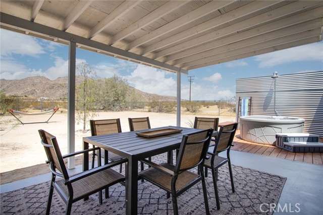 4574 Avenida Del Sol, Joshua Tree CA: https://media.crmls.org/medias/9af13768-ad93-4bd6-bab0-1203440c348d.jpg