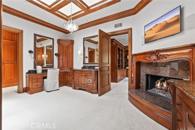 20 Cherry Hills Lane, Newport Beach CA: https://media.crmls.org/medias/9af16aed-ecbe-4e42-a338-377b2ffa935c.jpg