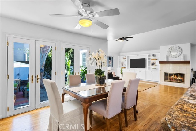 2607 Maple Avenue, Manhattan Beach, California 90266, 5 Bedrooms Bedrooms, ,3 BathroomsBathrooms,Residential,Sold,Maple,SB22213564