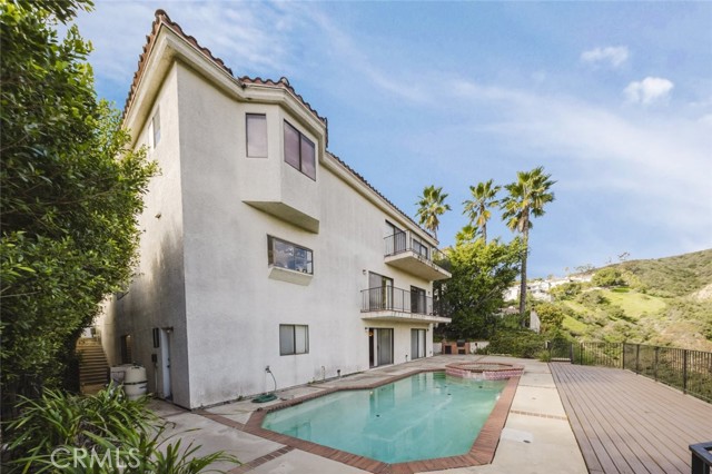 Detail Gallery Image 64 of 75 For 1978 Starvale Rd, Glendale,  CA 91207 - 5 Beds | 5 Baths