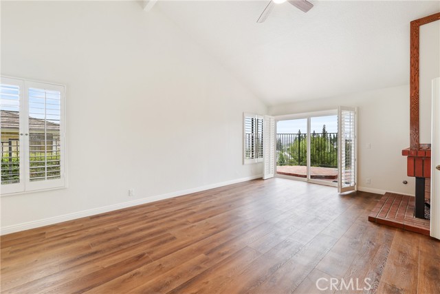 614 S Pathfinder Trail, Anaheim Hills CA: https://media.crmls.org/medias/9af1badc-4d60-4e06-be19-85a21c8e9a92.jpg