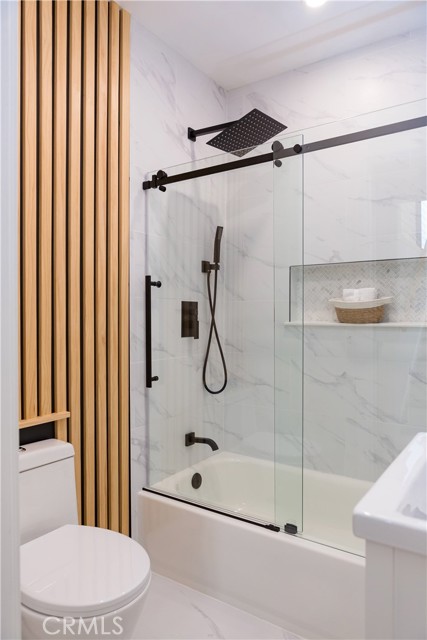 5106 O Sullivan Drive, Los Angeles CA: https://media.crmls.org/medias/9af27269-000b-441e-9822-d453b887a9f1.jpg