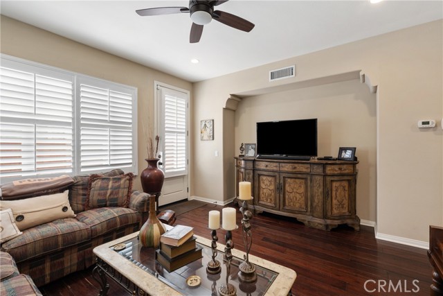Detail Gallery Image 8 of 30 For 8395 Edgewood St, Chino,  CA 91708 - 3 Beds | 2/1 Baths