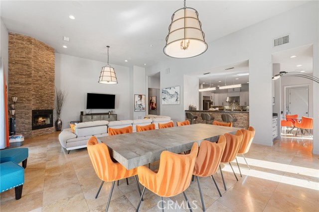 2600 E Vincentia, Palm Springs, CA 92262