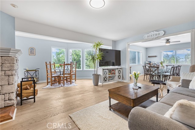 Image 19 of 72 For 22053 Highland Street