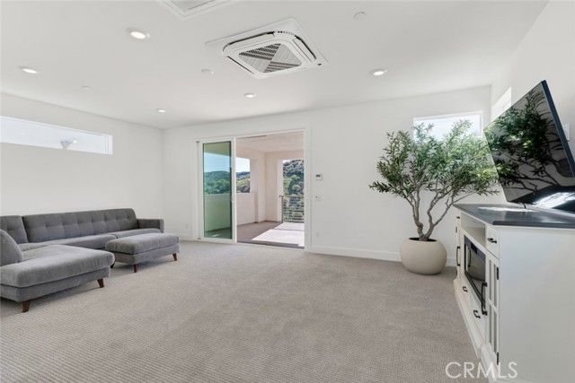 Detail Gallery Image 36 of 53 For 26712 Afton Ln, Valencia,  CA 91381 - 4 Beds | 3/1 Baths