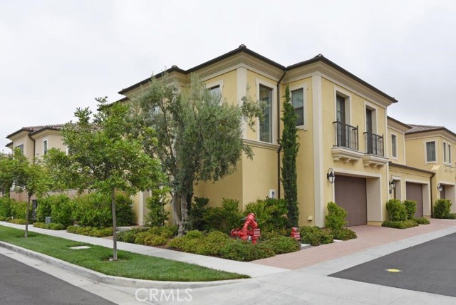 258 crescent moon, Irvine, CA 92602