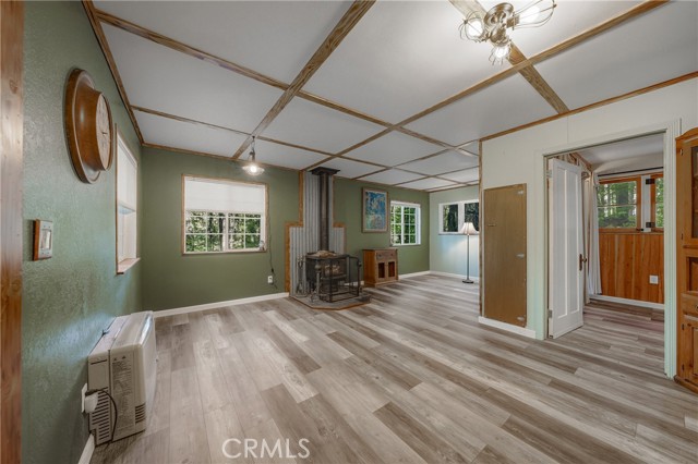 Detail Gallery Image 11 of 47 For 16179 Madrone, Cobb,  CA 95426 - 1 Beds | 1 Baths