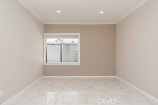 Detail Gallery Image 39 of 44 For 536 Myrtle St, Glendale,  CA 91203 - 2 Beds | 2 Baths