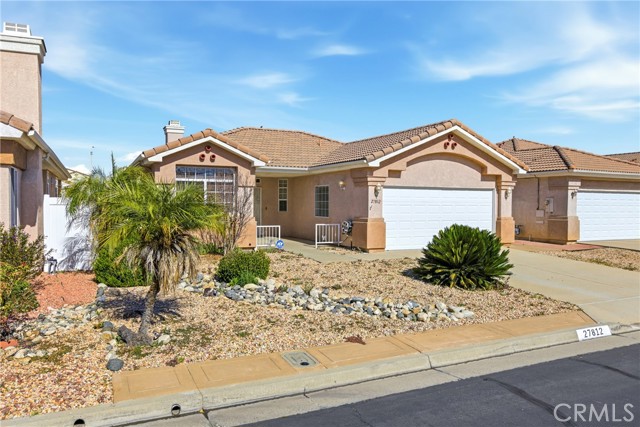 Detail Gallery Image 2 of 19 For 27812 Ruggie, Menifee,  CA 92585 - 2 Beds | 2 Baths