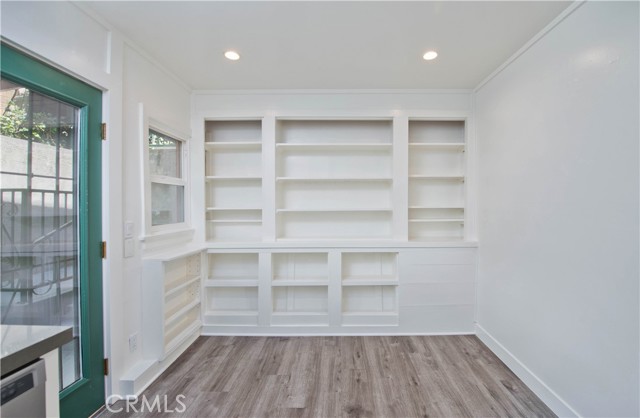 Detail Gallery Image 8 of 28 For 1639 Redcliff #1/2,  Los Angeles,  CA 90026 - 2 Beds | 1 Baths