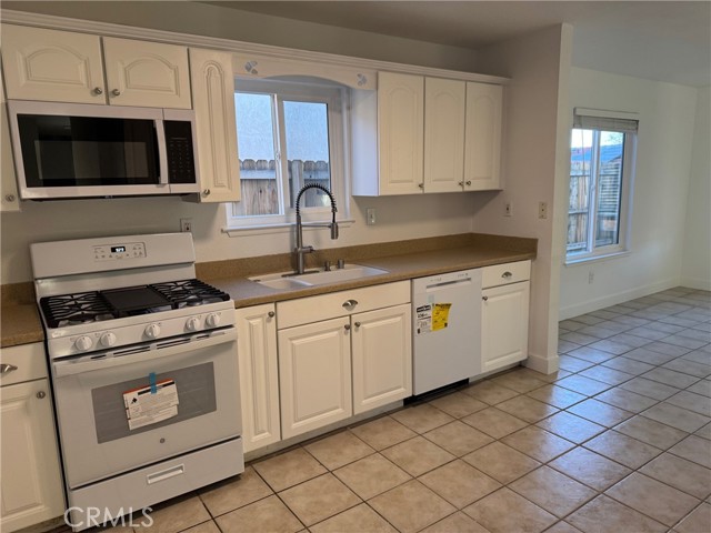 Detail Gallery Image 58 of 75 For 10333 Tamarisk Ave, Hesperia,  CA 92345 - 3 Beds | 2 Baths