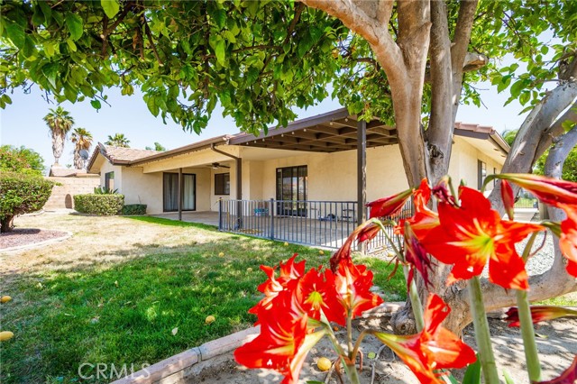4050 Bordeaux Lane, Hemet CA: https://media.crmls.org/medias/9af6ba04-8469-4e0e-bfd7-c9f436ee5d63.jpg