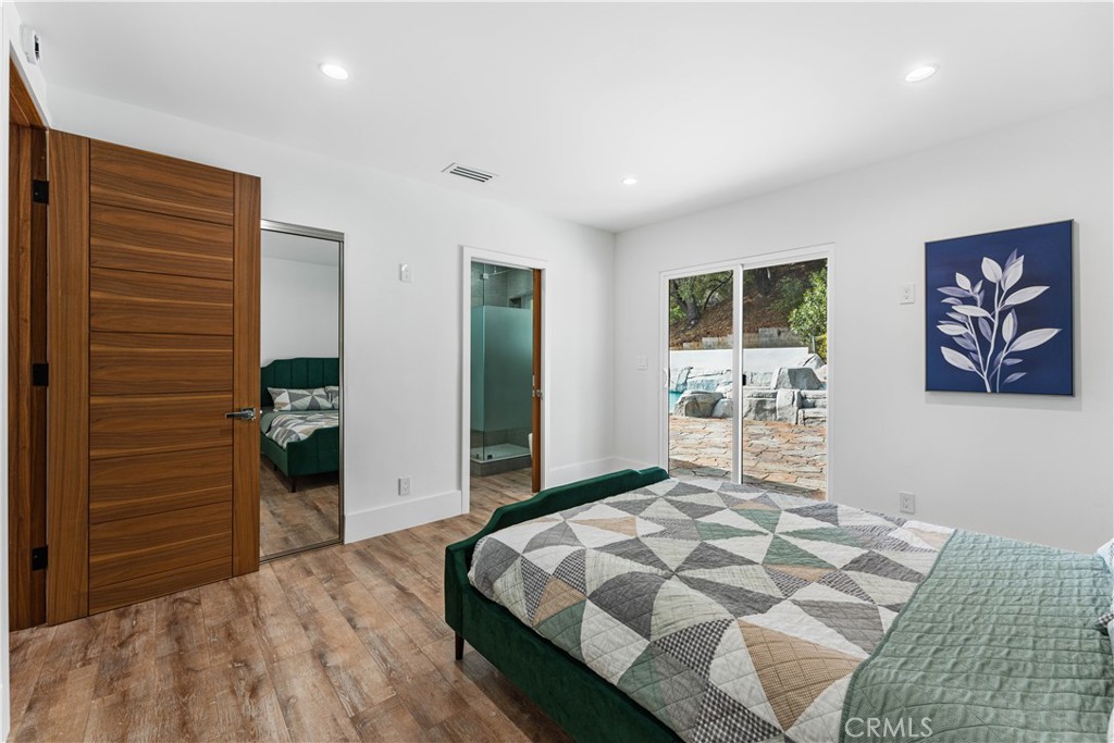 2911 E Chevy Chase DriveGlendale img 62