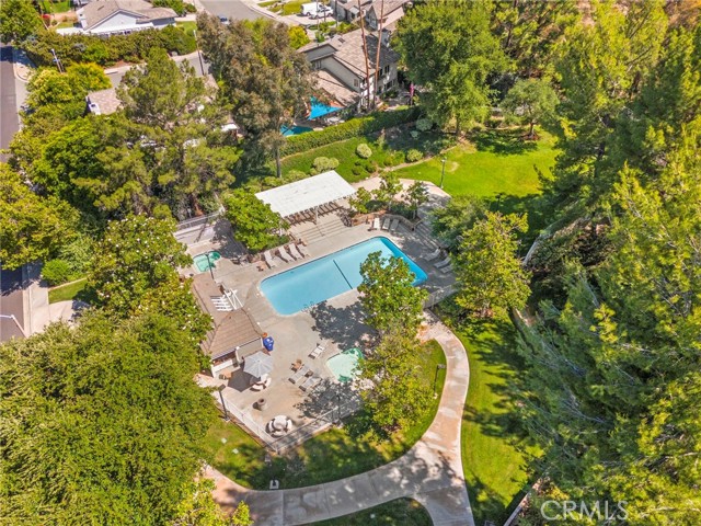 27054 Riversbridge Way, Valencia CA: https://media.crmls.org/medias/9af72669-183f-45a6-b609-e575fe195f77.jpg
