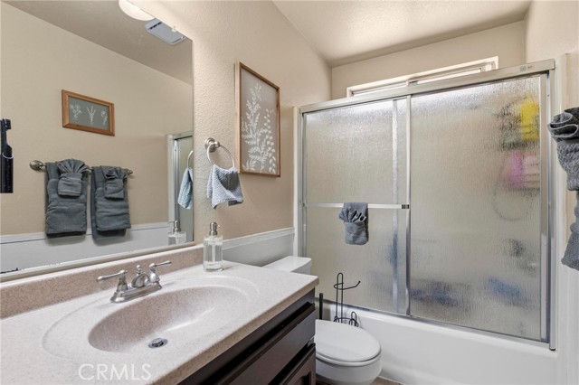 Detail Gallery Image 25 of 44 For 170 Artesia, Chico,  CA 95973 - 3 Beds | 2 Baths