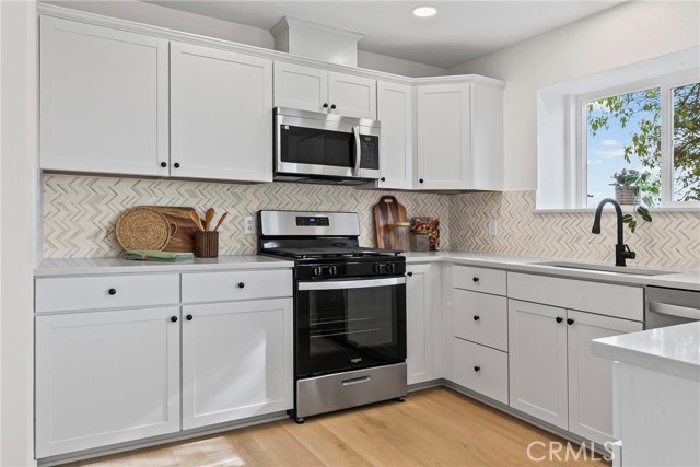 Detail Gallery Image 6 of 31 For 5658 Prancing Deer Place, Paso Robles,  CA 93446 - 3 Beds | 2 Baths