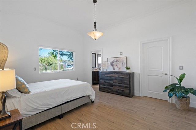 23800 Mobile St, West Hills CA: https://media.crmls.org/medias/9af951fc-ba2a-49ce-8fcc-86a1125da187.jpg